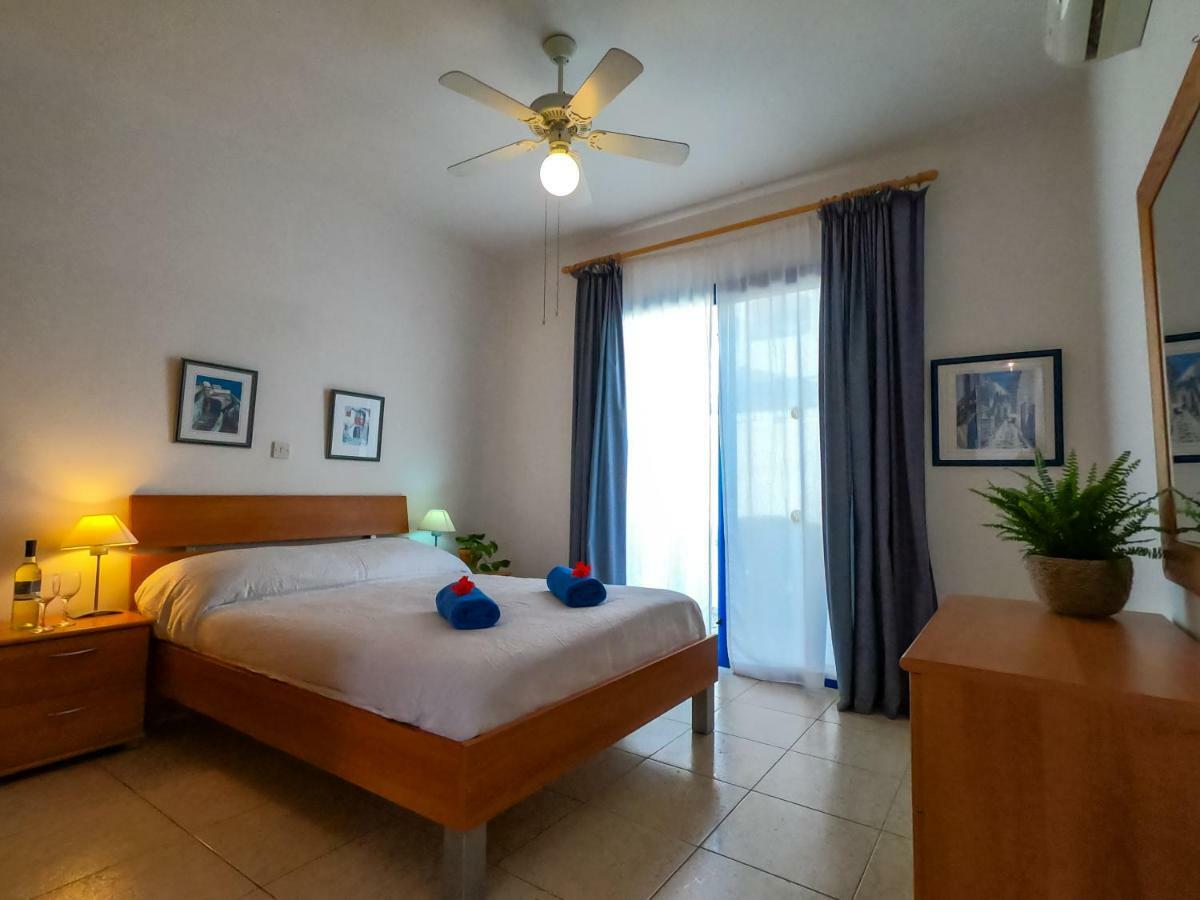 Ron'S Pergola Apartment Paphos ภายนอก รูปภาพ